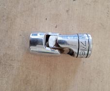 Snap On wobbly socket