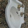 Shires corner wash hand basin. Image 2
