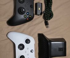2x Official Xbox Series X/S Controllers Bundle + Venom Charging Dock & Battery Pack