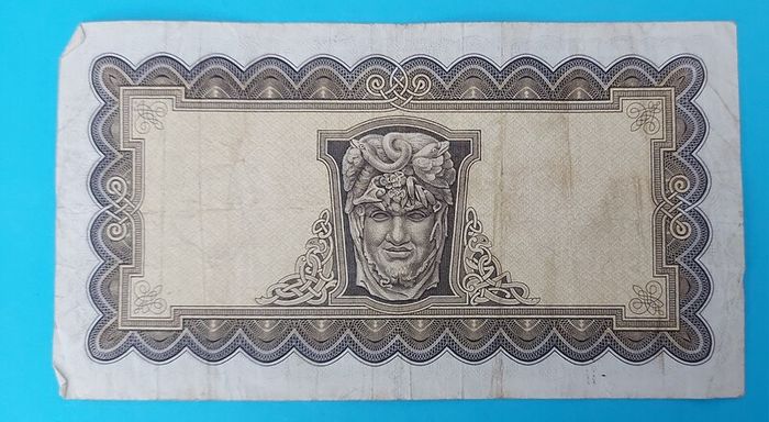 Irish 1970's 4 X Lavery Five pound banknote in Fine condition