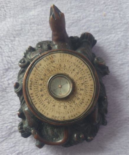 Vintage Chinese Feng Shui Turtle Compass