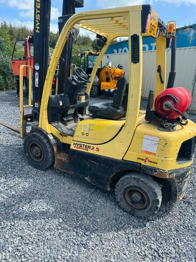Hyster H2.5FT 2.5 tonne gas powered fork lift truc