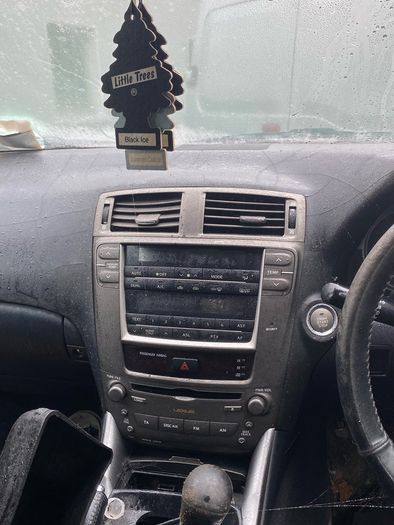 Lexus IS 220d for breaking!