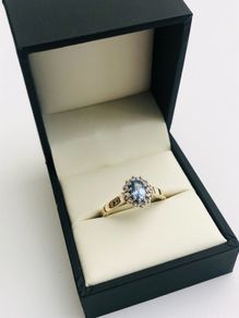 Vintage Tanzanite & Diamond Cluster Ring