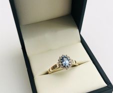 Vintage Tanzanite & Diamond Cluster Ring