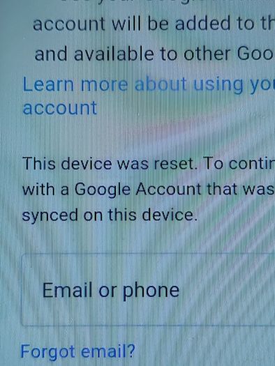 HUAWEI Y5, Model Y560-L01, Activation Locked, in very good cosmetic condition