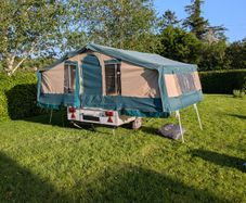 Trailer tent trigano