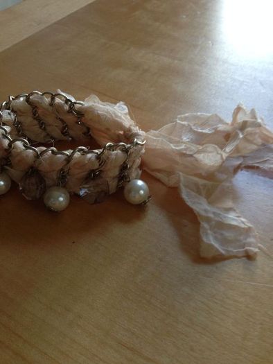 Bracelet