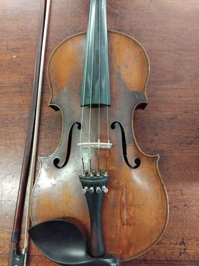 Vintage Fiddle