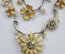 Pilgrim vintage floral necklace