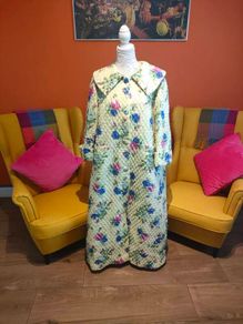 Vintage 50s 60s Yellow floral quilted housecoat