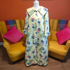Vintage 50s 60s Yellow floral quilted housecoat