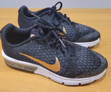 Nike Air Max Sequent 2- Black Gold White Woman's Trainers Size UK 5.5 (38.5) 24cm