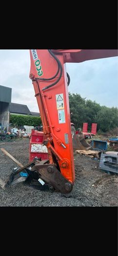 2018 hitachi 225 -6