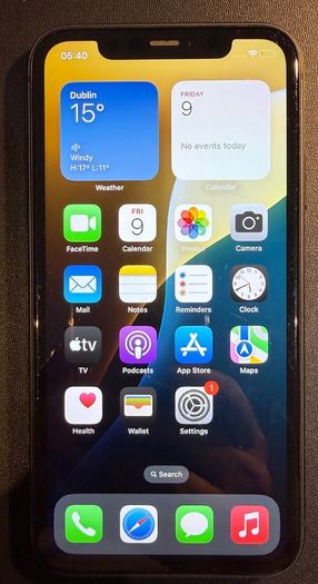 iPhone 11