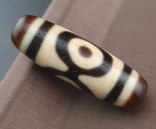 Antique Hiamalayan Tibetan Agate Dzi Bead Amulet