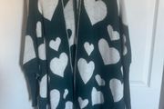 Oversized plus size  emerald green cardi poncho hearts pattern Perfect condition Postage included