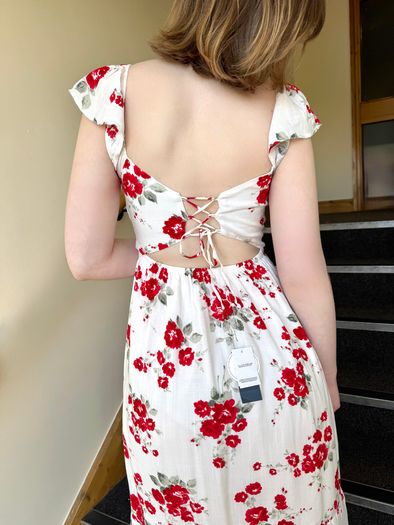 Hollister White & Red Floral Midi Dress With Lace-Up Back And Slit - Size S/8