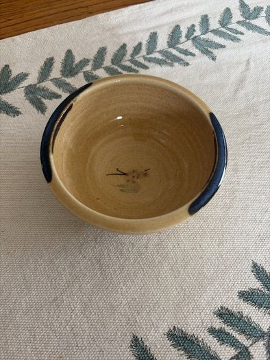 mucros pottery sugar bowl