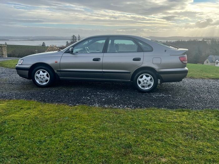 Toyota Carina e 2.0 Executive