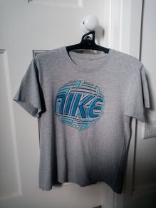 NIKE t-shirt