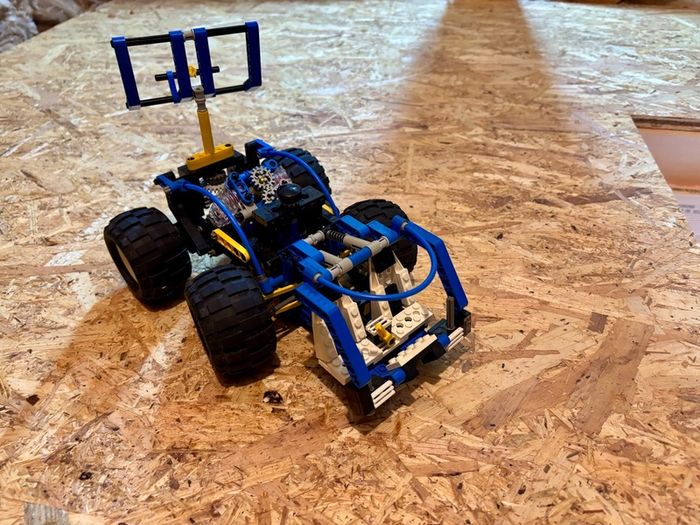 Lego 8437 Future Car