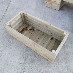 Planter box