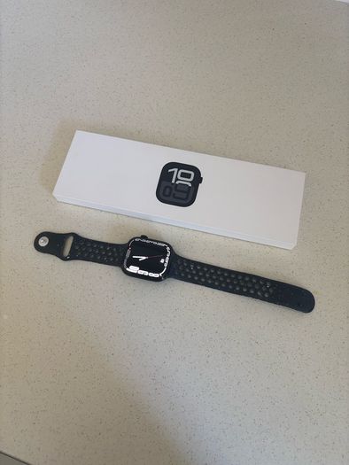 Apple Watch Series 10 (Excellent Condition 46mm)