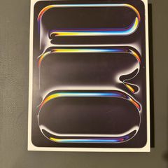 iPad Pro 13-inch,256GB (M5 2025) WiFi (IRISH STOCK) Brand New Sealed 1 year Apple warranty RRP 1729