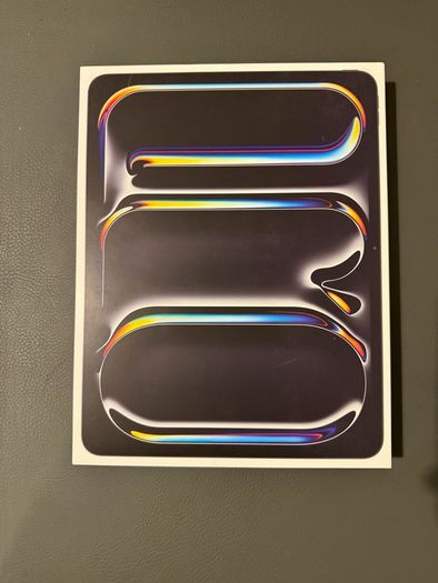 ipad Pro 11-inch 256GB (M5 IRISH STOCK) Brand New Sealed 1 year Apple warranty RECEIPT