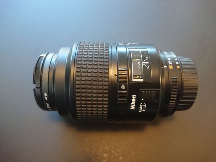 Nikon D800 + 105mm Macro Lens + Macro Flash