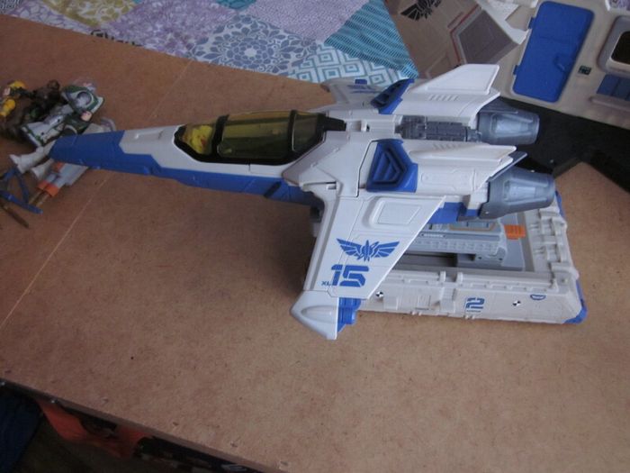 Disney Lightyear Ultimate Star Command Base Playset/Additions