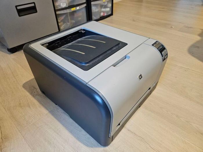 Reduced - HP CP1515N Colour Laserjet printer ethernet & USB