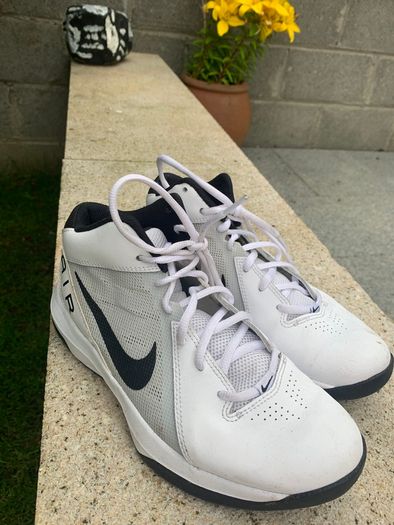 Nike Basketball Trainers