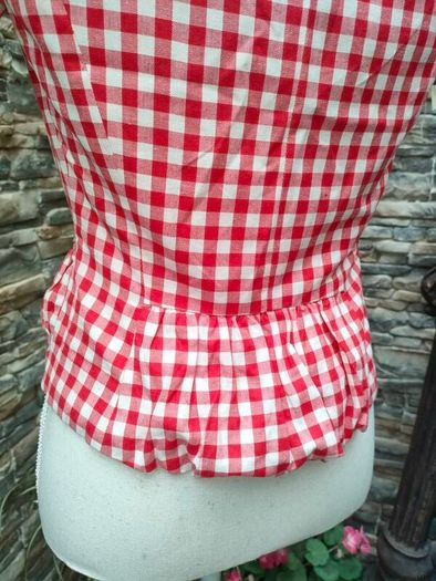 Cute Red and White Gingham check blazer size 8