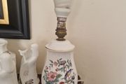 Aynsley pembroke table lamp