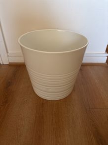 Big ceramic plant pot