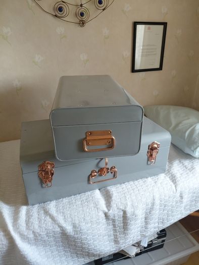 Suitcase storage
