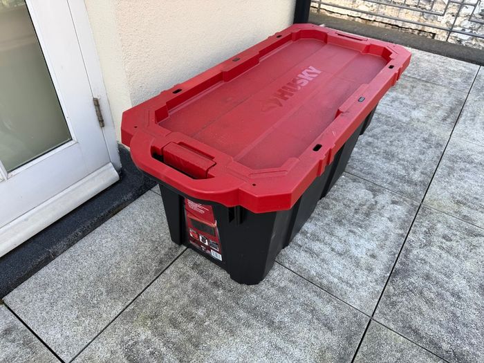 Husky 45 Gallon/170 Liter Tote with Wheels