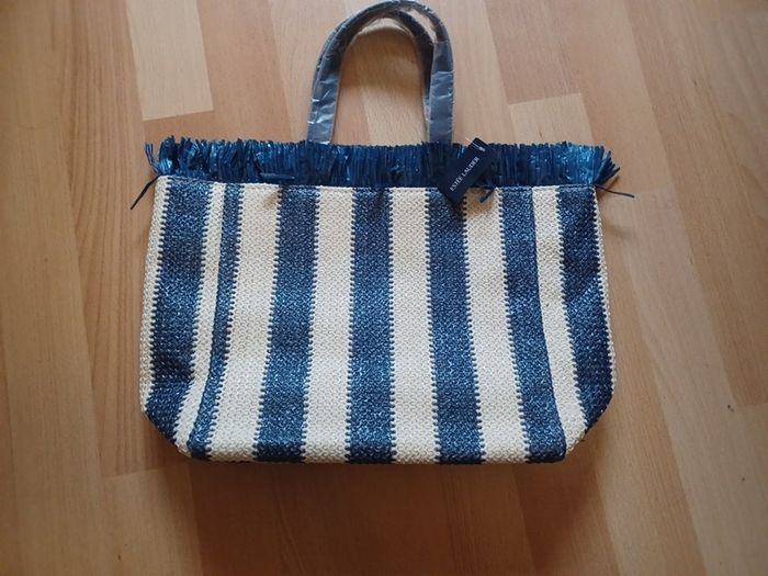Estee Lauder Bag
