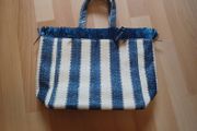 Estee Lauder Bag