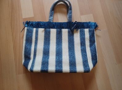 Estee Lauder Bag