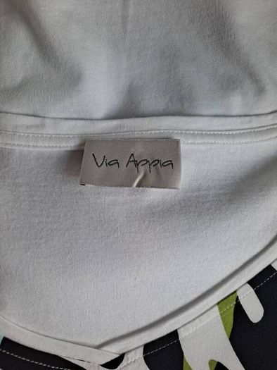 Via Apia stretc top size UK 14