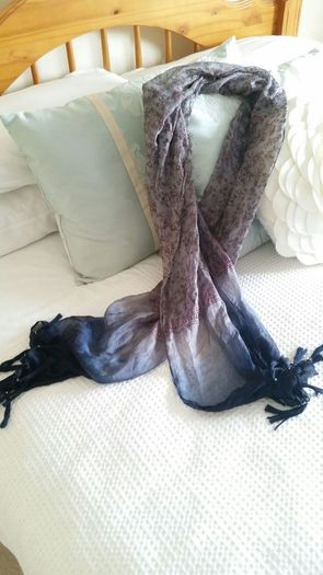 Light Scarf