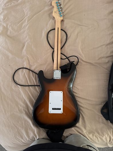 Mint condition: Squier Stratocaster Electric Guitar Starter Pack