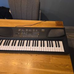 Electric music keyboard