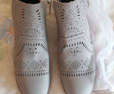Women's Ankle Boot's