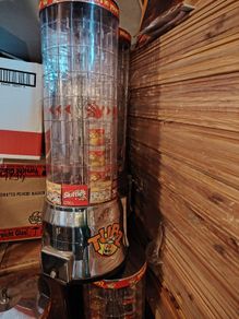 5 x Tubz vending machines