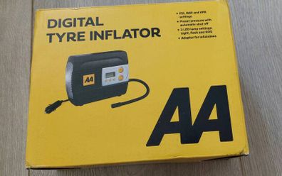 Digital tyre inflator