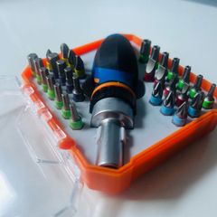Multi tool screwdriver
